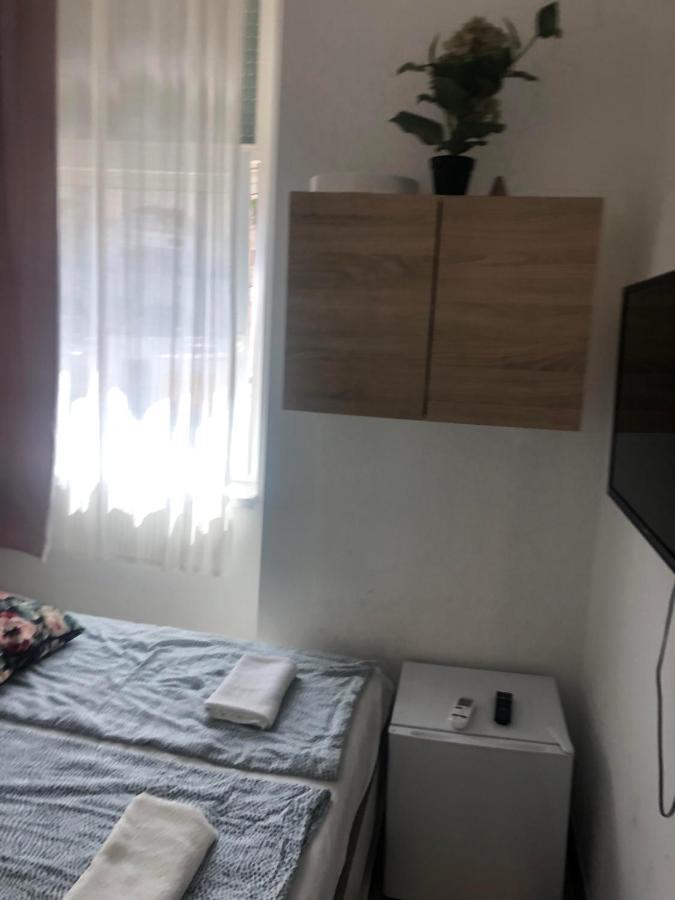 Bella Fiore Mini Rooms 3 Budapeste Exterior foto